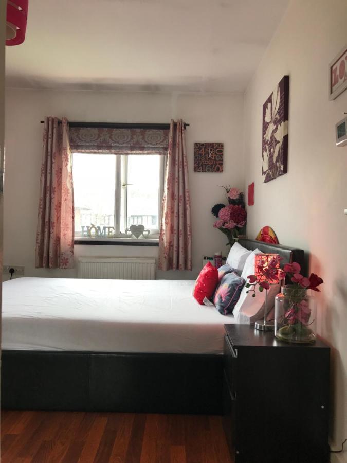 Spacious House 15Min To Canary Wharf/O2/Excel/Central Londra Dış mekan fotoğraf